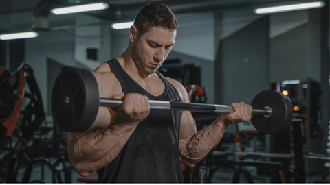 Mejores Suplementos Deportivos si entrenas por la mañana: Qué Tomar Según el Tiempo que tienes